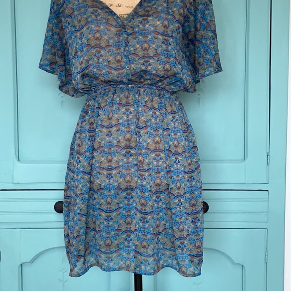 Xhilaration Blue Print Dress. Lace Detail at neck and back. Medium - Picture 3 of 8